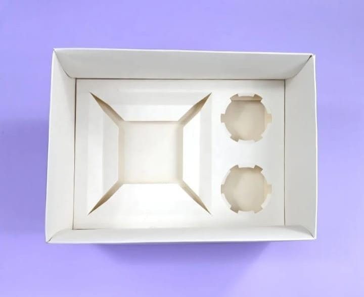 White bento box insert
